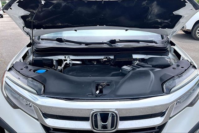 Used 2022 Honda Pilot Touring 4D Sport Utility