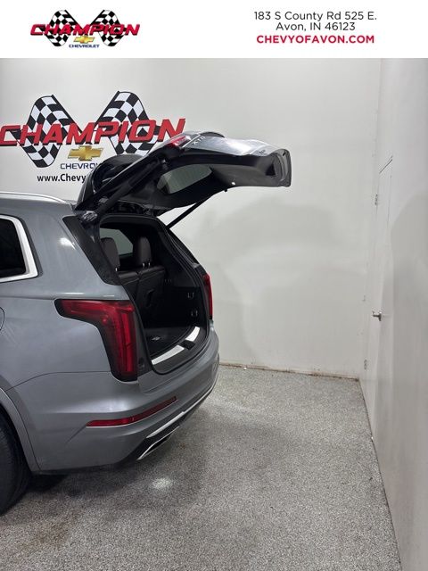 2022 Cadillac XT6 Premium Luxury photo