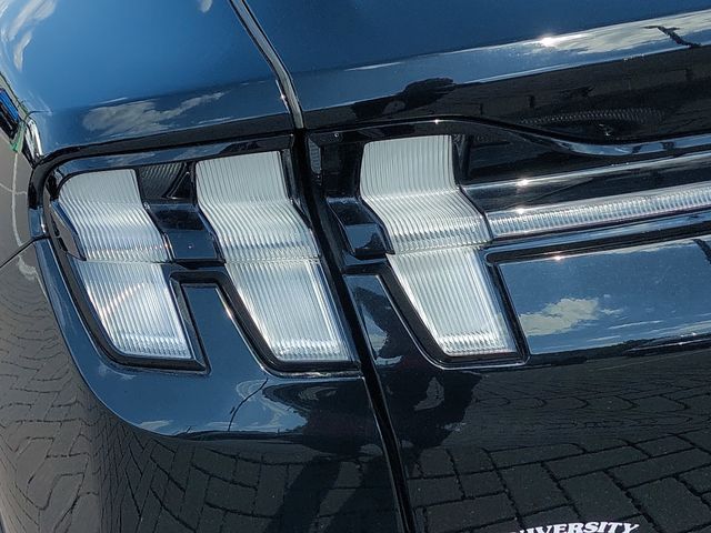 Used 2023 Black Ford Premium image 33