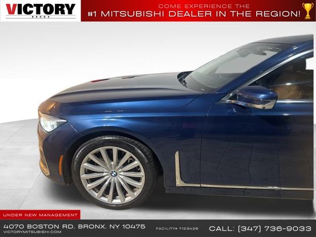 2022 BMW 7-Series 740i xDrive photo