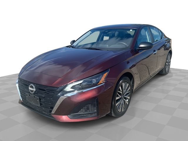 Garnet Pearl Metallic 2025 Nissan Altima Sedan All-Wheel Drive Continuously Variable Transmission