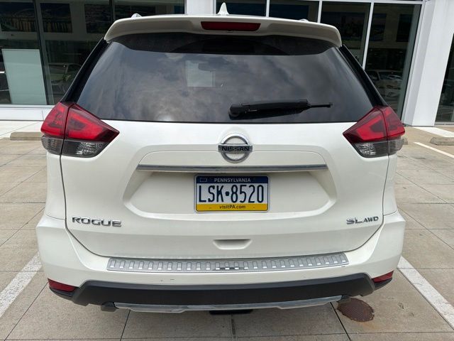 2018 Nissan Rogue SL White at Luther Ford