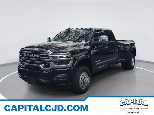 2025 RAM 3500 Limited Crew Cab LB DRW 4WD