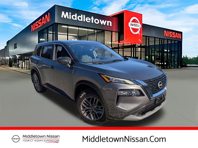 2022 Nissan Rogue S's photo