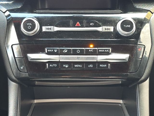 2023 Ford Explorer ST-Line:168512A