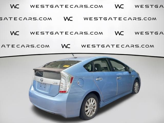 ToyotaPrius Plug-in29