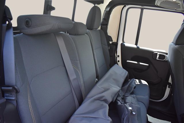 New Car 2025 Jeep Gladiator  Sport S For Sale Under $40,000 In Austin, Texas