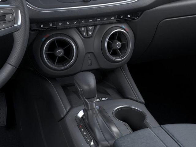 2025 Chevrolet Blazer LT photo