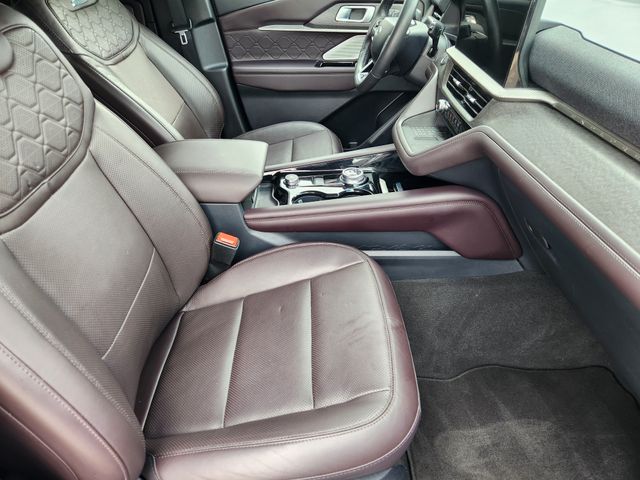 Used 2025 Ford Explorer SUV