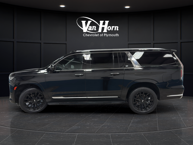Used 2022 Black Raven Cadillac Premium image 4