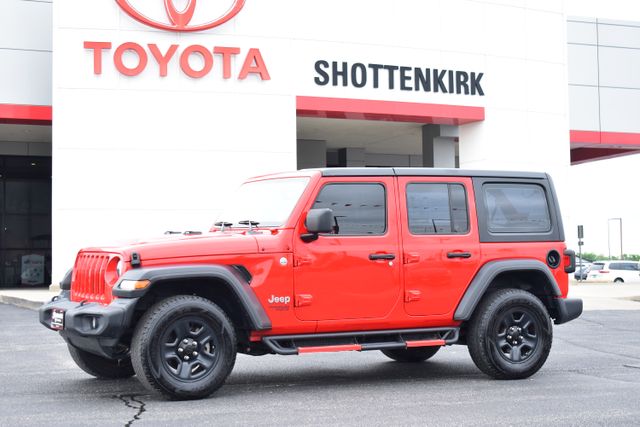 2021 Jeep Wrangler Sport's photo