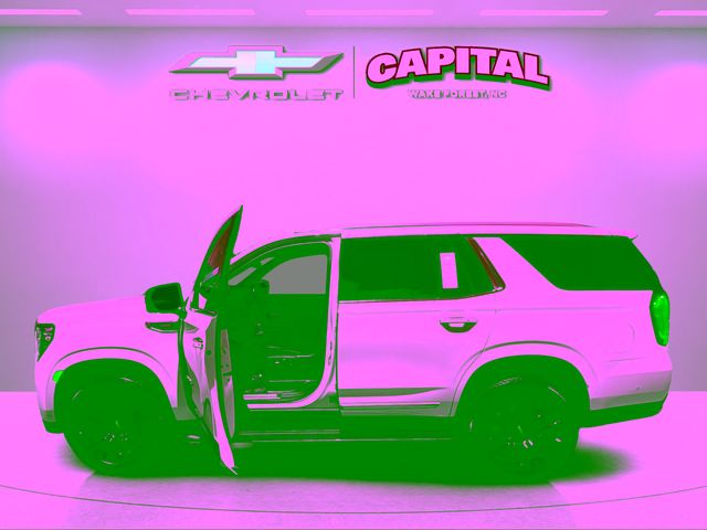 Used 2024 White GMC Denali image 9