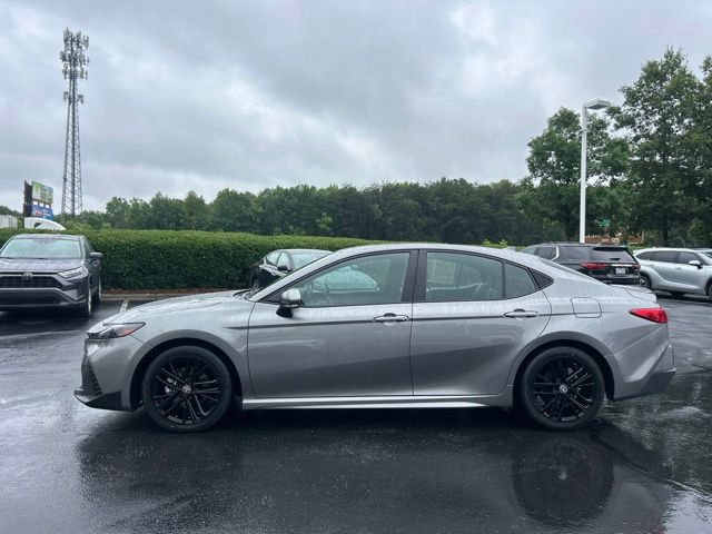 2025 Toyota Camry SE - Photo 11