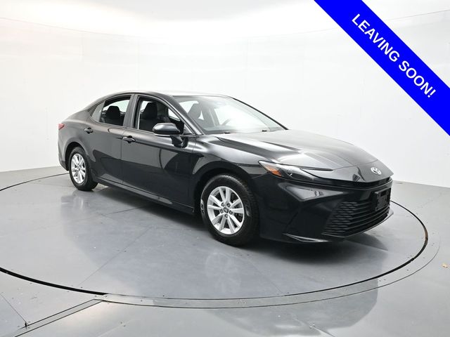 2025 Toyota Camry LE FWD