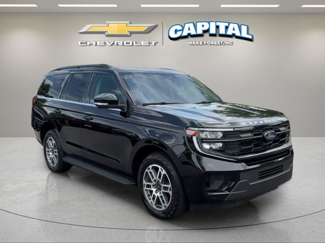 Used 2025 Black Ford Active image 7