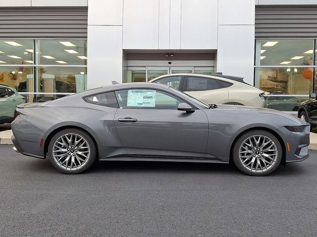 2026 Ford Mustang EcoBoost Premium Fastback RWD