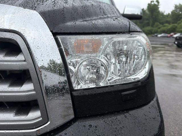 2013 Toyota Sequoia - Image 10