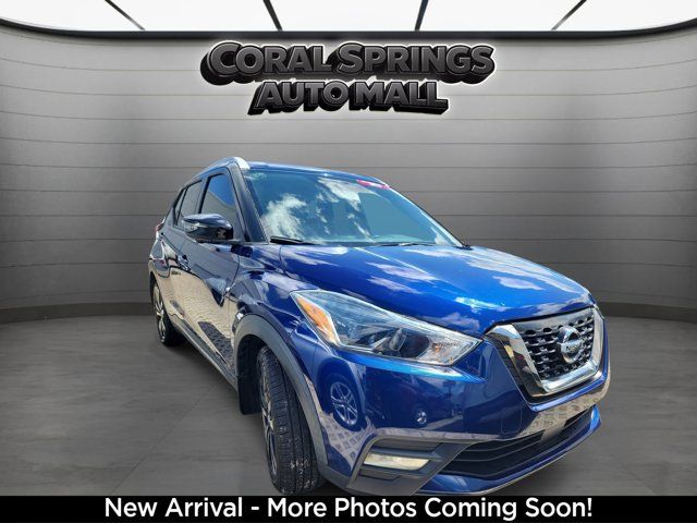 2020 Nissan Kicks SR