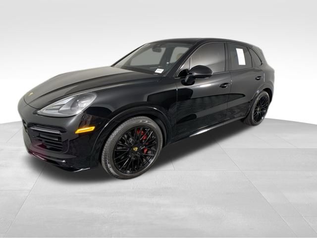 2021 Porsche Cayenne GTS 3