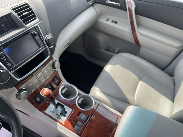 Used 2013 Toyota Highlander SUV