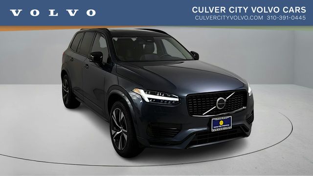 2023 Volvo XC90 Recharge T8 Plus Dark Theme eAWD