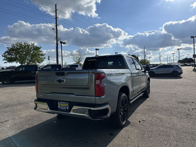 2024 Chevrolet Silverado 1500 LTZ photo