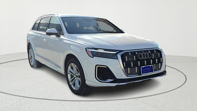 White 2025 Audi Q7 quattro Premium Plus 55 TFSI SUV / Crossover All-Wheel Drive 8-Speed Automatic