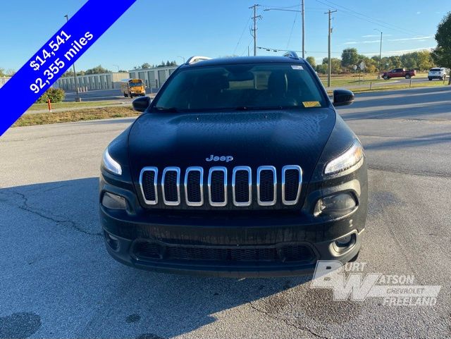 2018 Jeep Cherokee Latitude Plus 8