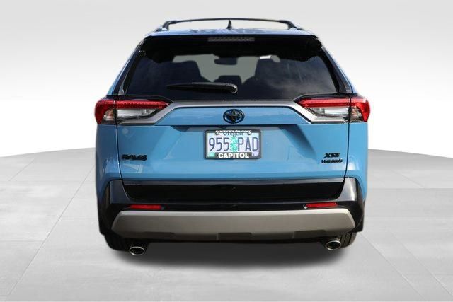 2023 Toyota RAV4 Hybrid XSE 21