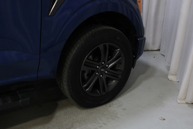 Used 2022 Blue Ford XLT image 27