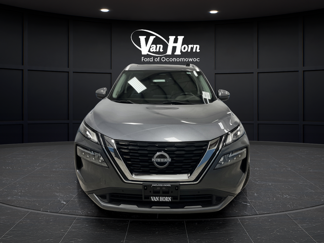 Used 2023 Gun Metallic Nissan SL image 12