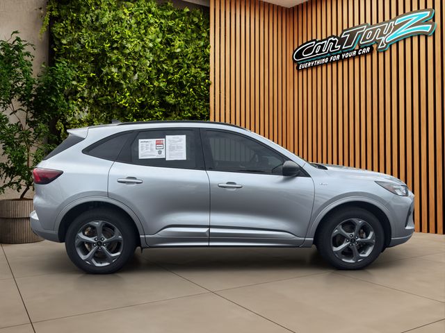 2023 FORD ESCAPE ST-LINE • AWD • ECOBOOST CLEAN CARFAX • 1 OWNER HEATED SEATS • HEATED STEERING WHEEL • REMOTE START • FORD CO-PILOT360 Thumbnail