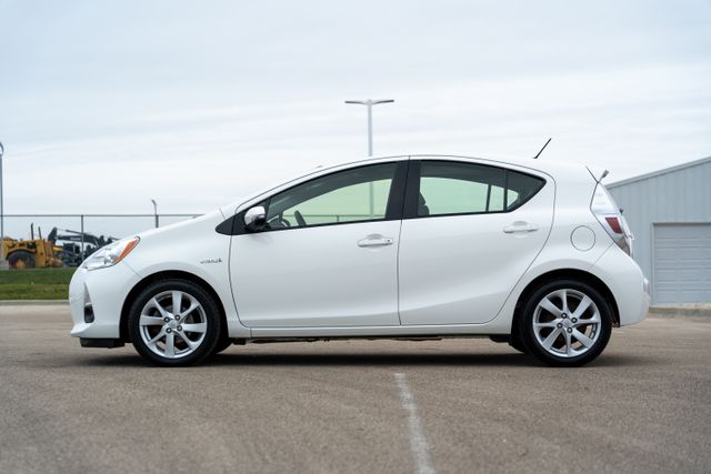 2012 Toyota Prius c Four 4