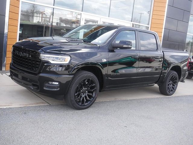 Diamond Black Crystal Pearlcoat 2026 RAM 1500 Limited Crew Cab 4WD Pickup Truck Four-Wheel Drive 8-Speed Automatic