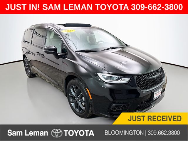 Brilliant Black Crystal Pearlcoat 2022 Chrysler Pacifica Limited AWD Minivan All-Wheel Drive 9-Speed Automatic