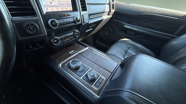 Used 2019 Black Ford Platinum image 14
