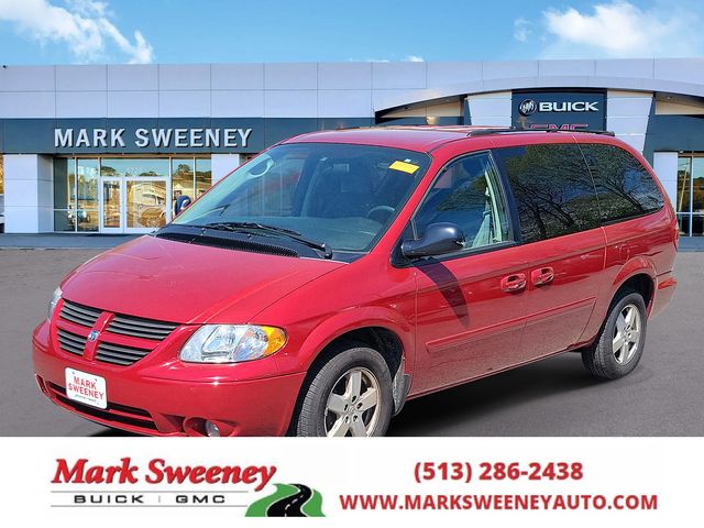 Inferno Red Tinted Pearl 2005 Dodge Grand Caravan SXT FWD Minivan Front-Wheel Drive 4-Speed Automatic