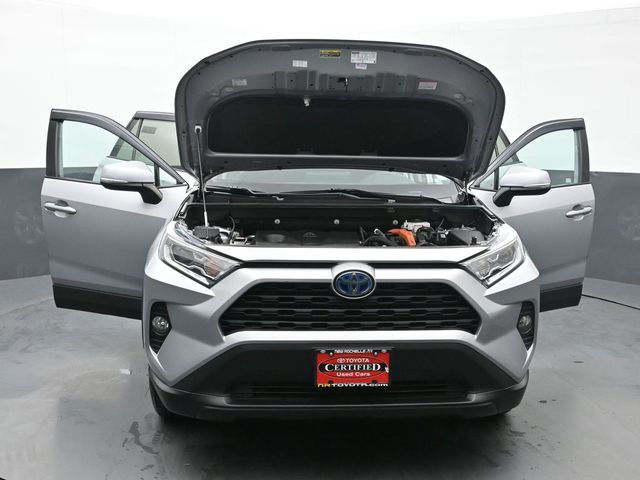 2020 Toyota RAV4 Hybrid XLE 54