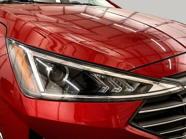 2020 Hyundai Elantra SE Red at Rochrich Mazda