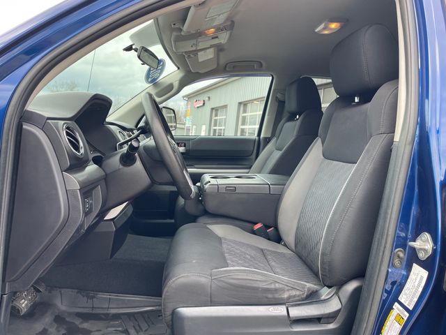 2015 Toyota Tundra SR5 - Blue Ribbon Metallic exterior view 10