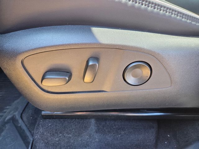 2025 GMC Acadia AWD Denali