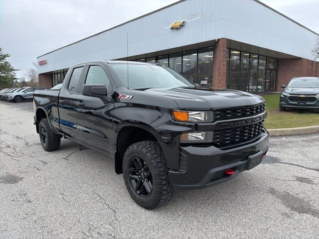 Black 2020 Chevrolet Silverado 1500 Custom Trail Boss Double Cab 4WD Pickup Truck Four-Wheel Drive 6-Speed Automatic Overdrive