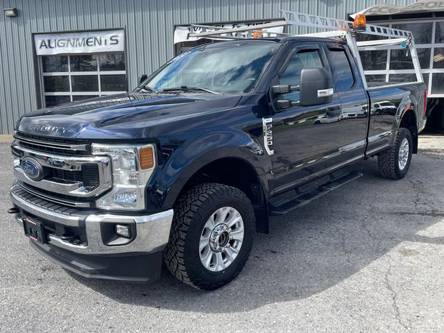 2022 Ford F-250SD XLT - Blue Metallic exterior view 3