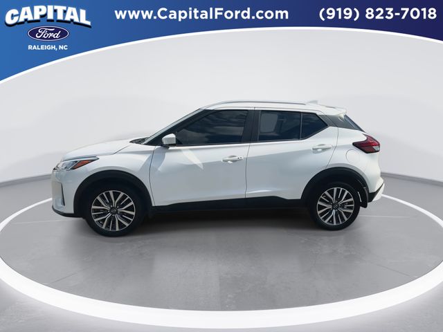 Used 2024 White Nissan SV image 5