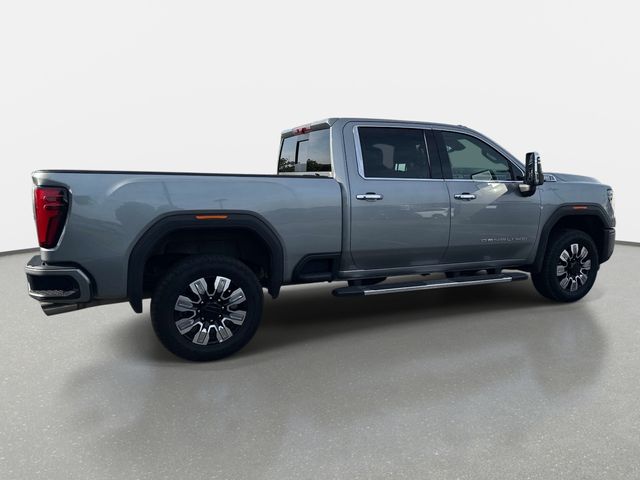 Used 2025 Silver GMC Denali image 5