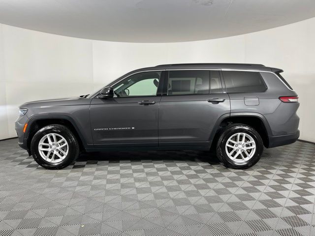 Certified Used 2024 Gray Jeep Laredo image 5
