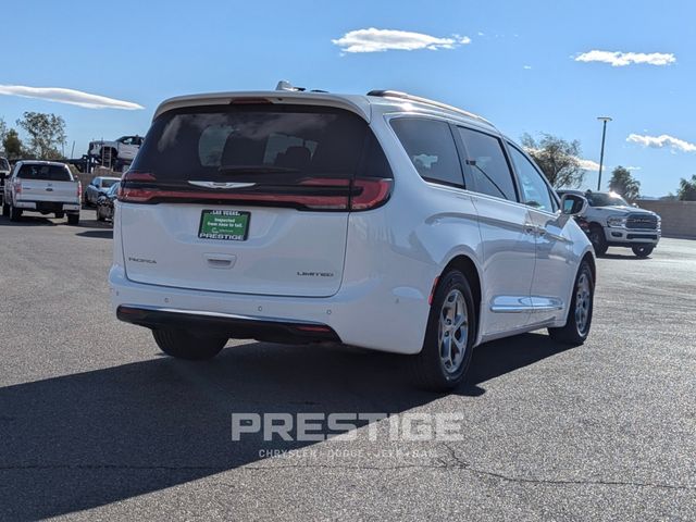 2022 Chrysler Pacifica Limited 5