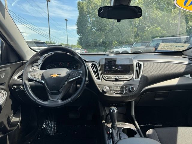 Used 2020 White Chevrolet RS image 15