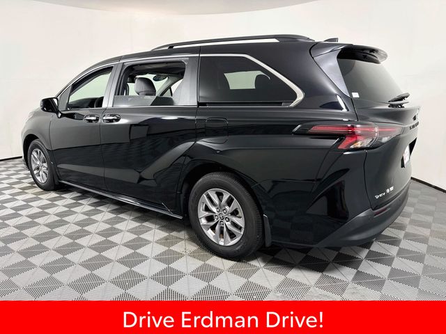 Used 2025 Toyota Sienna Van