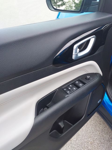 Used 2022 Laser Blue Jeep Limited image 18